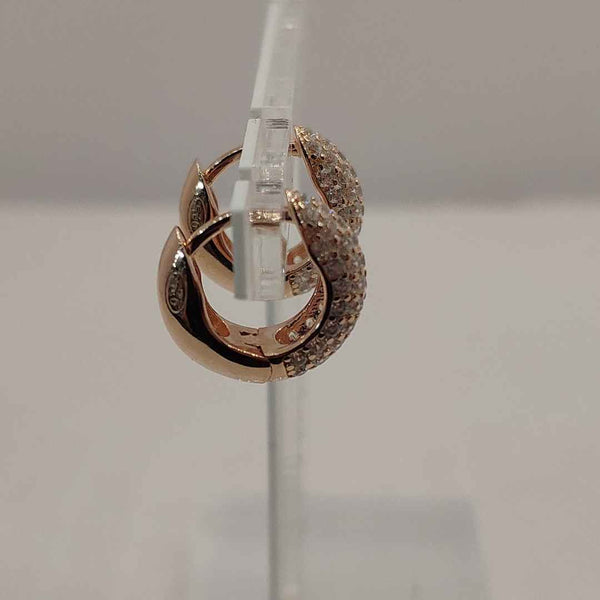 orecchini ovali in argento rosè 925 con zirconi chiusura a scatto marca Mabina