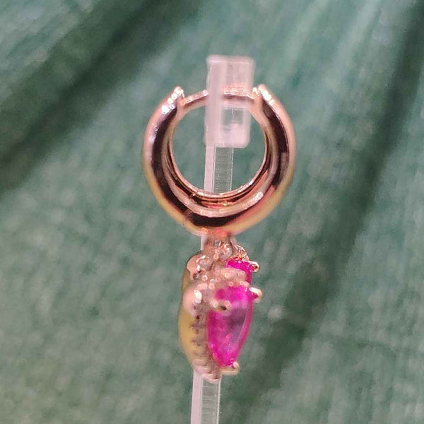 orecchini a cerchio in argento rosè 925 con pendente cuore con rubino sintetico chiusura a scatto marca Mabina